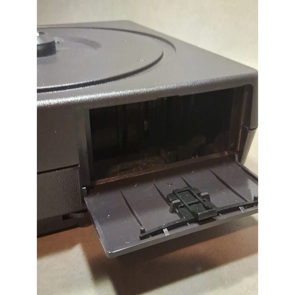 Kodak Carousel 4400 Slide Projector With Boxes, Remote, Ex Bulb, Manual. Nice